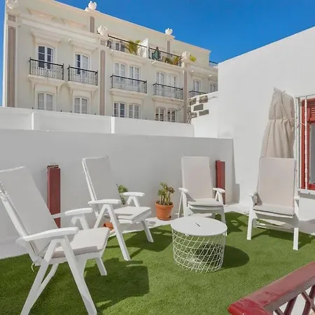 Valls De Quintana - Casa Emblemática