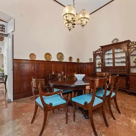 Valls De Quintana - Casa Emblematica Tatil Evi